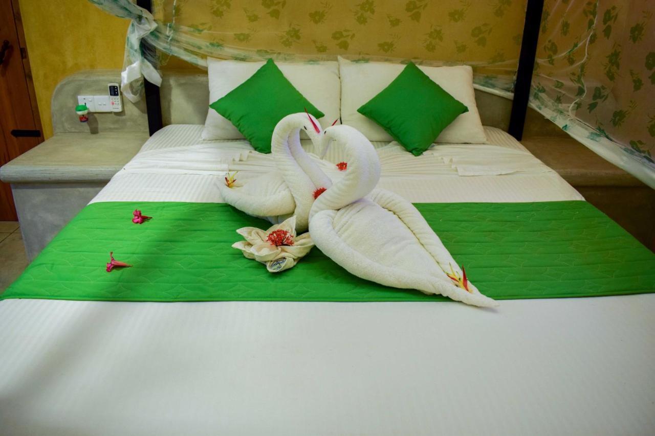 Omeesha Beach Hotel Kalpitiya Oda fotoğraf